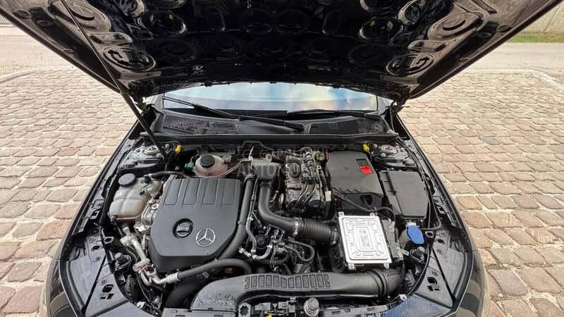 Mercedes Benz A 250 e Plug in HYBRiD