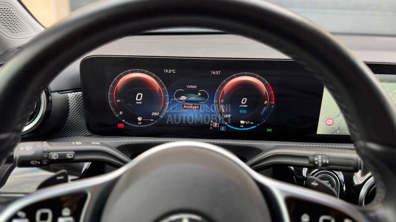 Mercedes Benz A 250 e Plug in HYBRiD