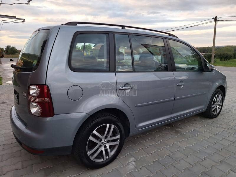 Volkswagen Touran CNG