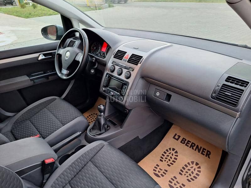 Volkswagen Touran CNG