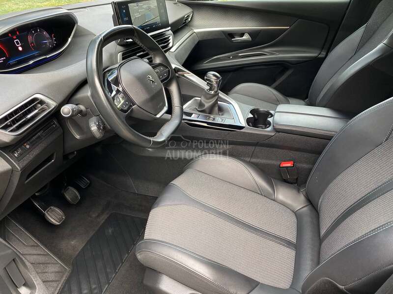 Peugeot 3008 67.000 k.m.