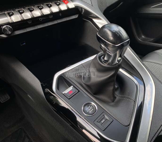Peugeot 3008 67.000 k.m.