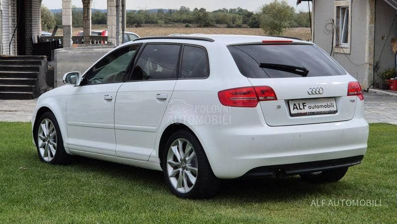 Audi A3 1.6 TDI S-TRONIK