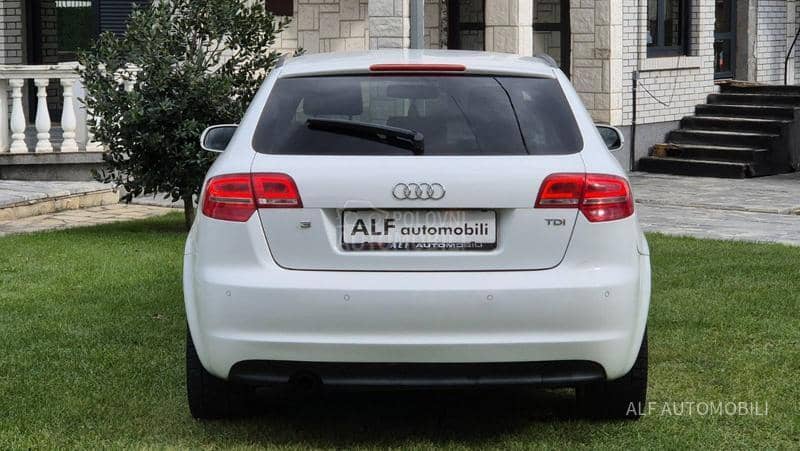 Audi A3 1.6 TDI S-TRONIK