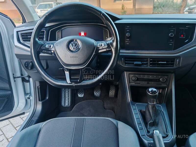Volkswagen Polo 1.0 HIGHLINE LED