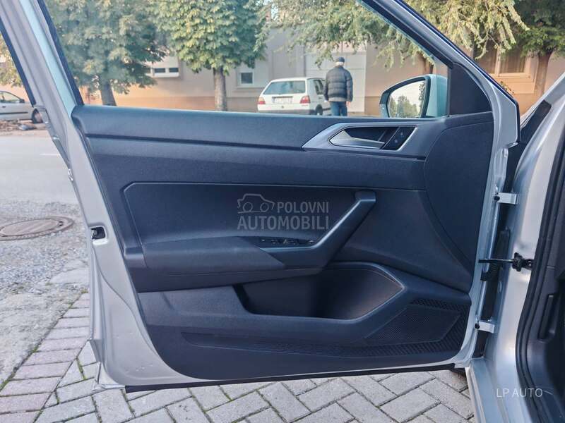 Volkswagen Polo 1.0 HIGHLINE LED