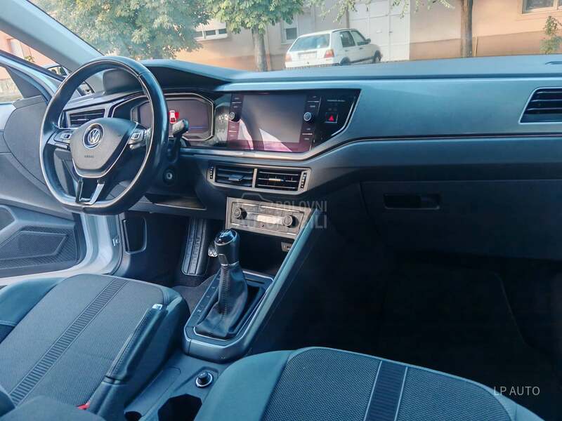 Volkswagen Polo 1.0 HIGHLINE LED