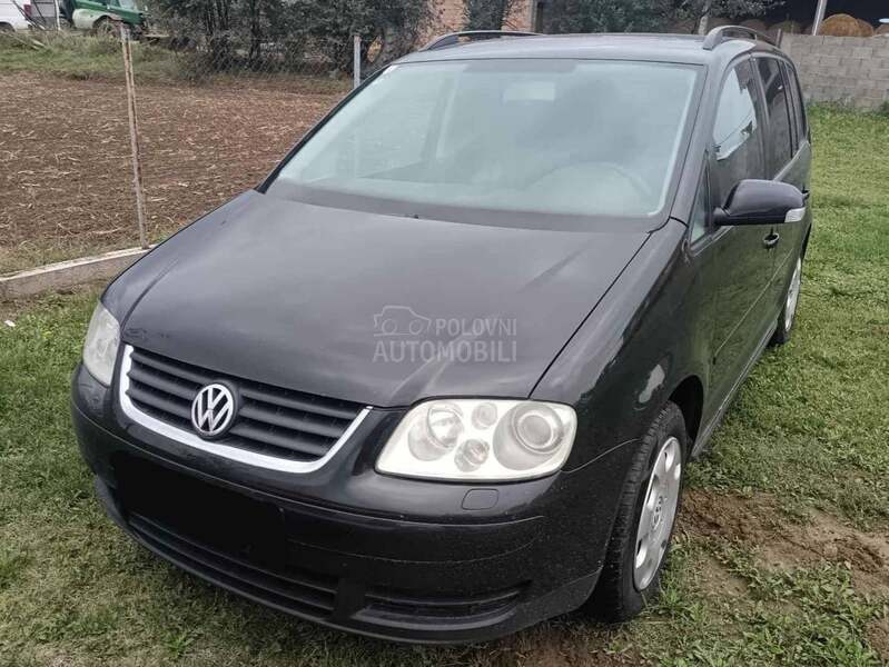 Volkswagen Touran 1.9TDI 2005. god. -  kompletan auto u delovima