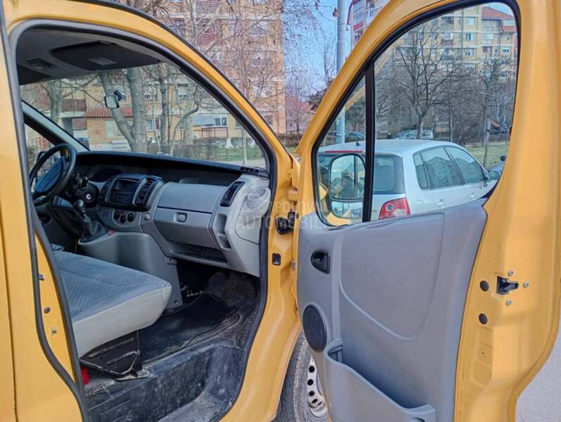 Renault Trafic 