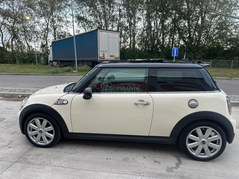 MINI Cooper S 1.6 Turbo