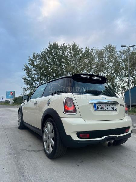 MINI Cooper S 1.6 Turbo