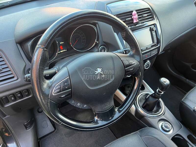 Peugeot 4008 ALLURE  CH 4X4