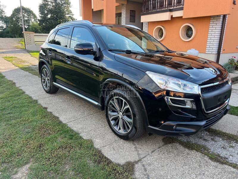 Peugeot 4008 ALLURE  CH 4X4