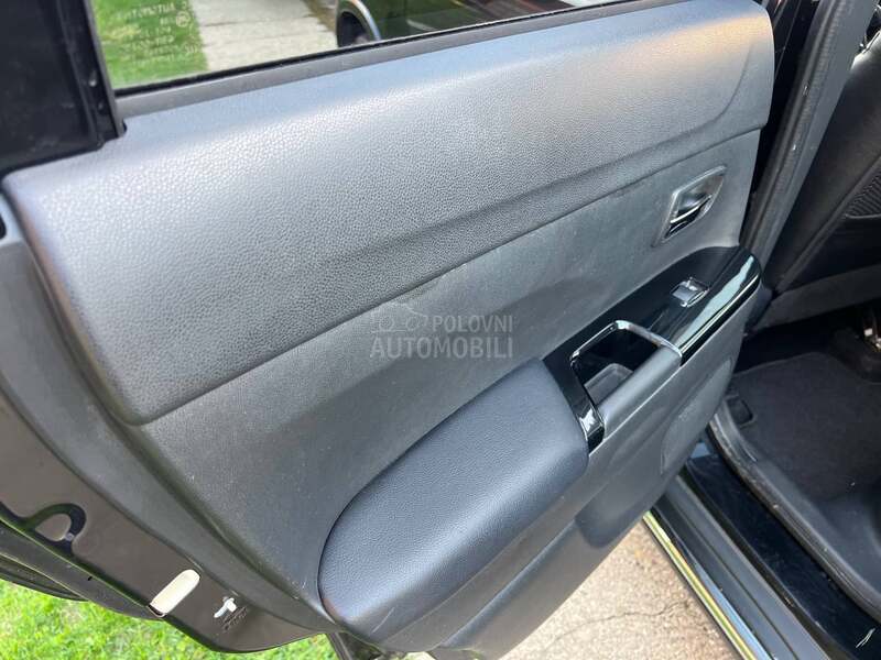 Peugeot 4008 ALLURE  CH 4X4