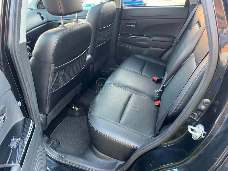 Peugeot 4008 ALLURE  CH 4X4