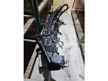 Prsa sa hladnjacima za Mercedes Benz ML Klasa od 2005. do 2011. god.