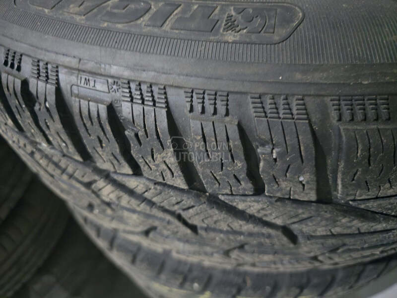 Tigar 235/65 R17 Zimska