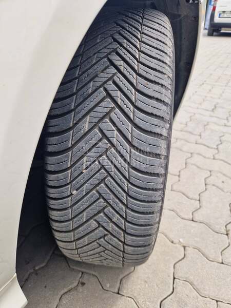 Mercedes Benz B 200 2.0 CDI