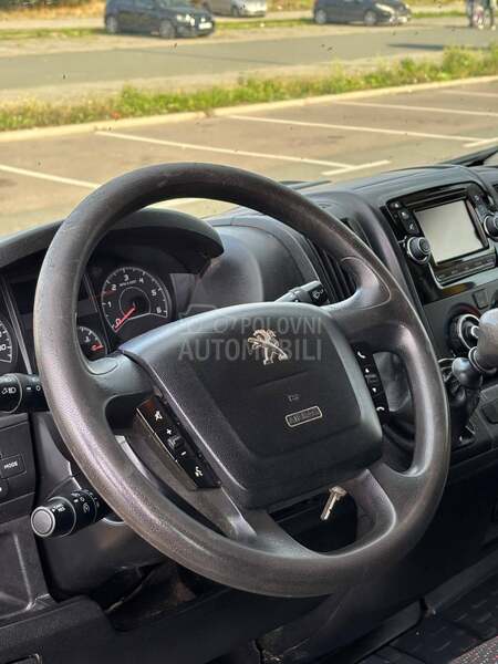 Peugeot Boxer 2.2 HDi 7 sedista