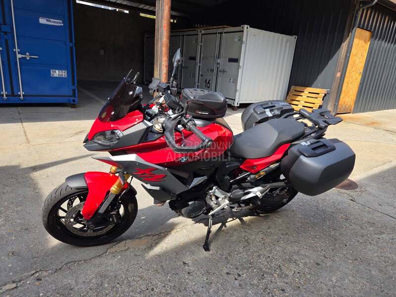 BMW F 900 xr