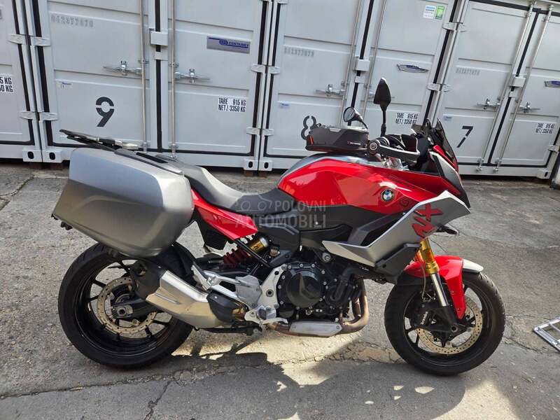 BMW F 900 xr