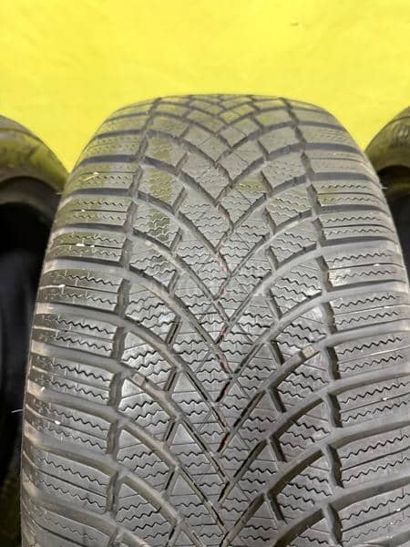 Bridgestone 225/50 R17 Zimska
