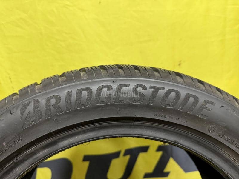 Bridgestone 225/50 R17 Zimska