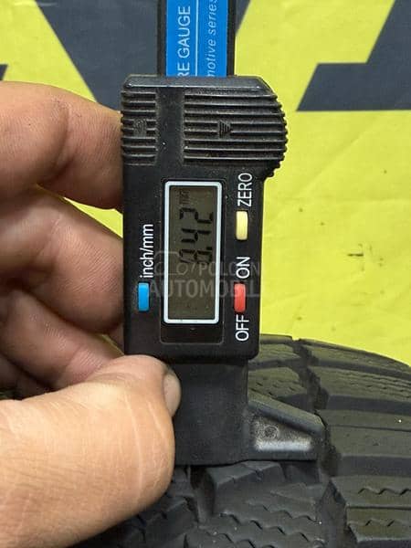 Bridgestone 225/50 R17 Zimska