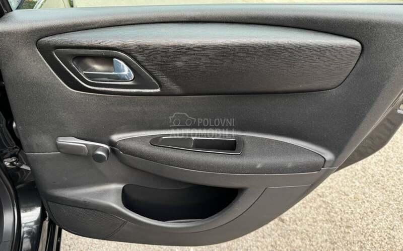 Citroen C4 1.6 HDI EXCLUSIVE