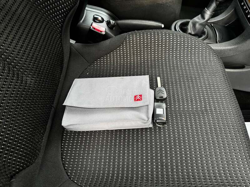 Citroen C4 1.6 HDI EXCLUSIVE