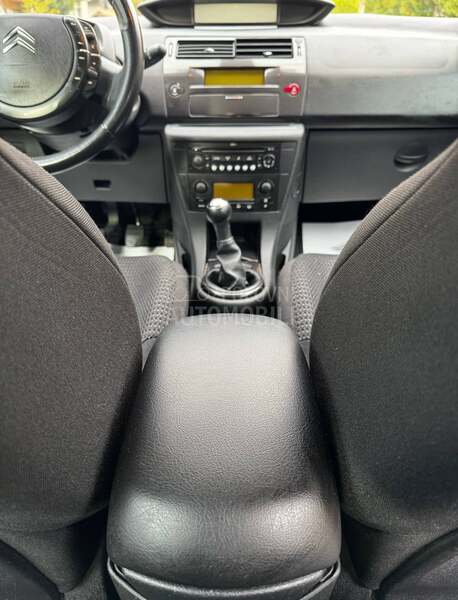 Citroen C4 1.6 HDI EXCLUSIVE