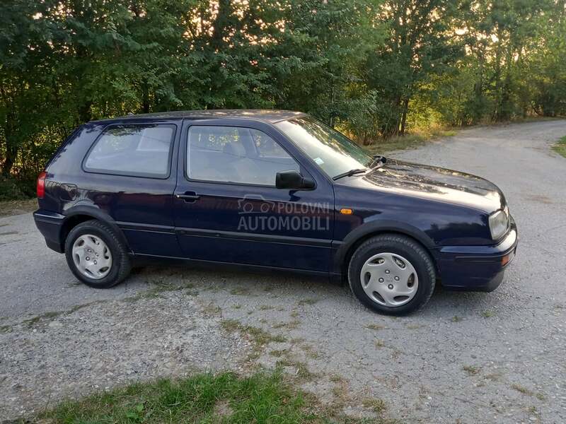 Volkswagen Golf 3 1.4 B E N Z I N