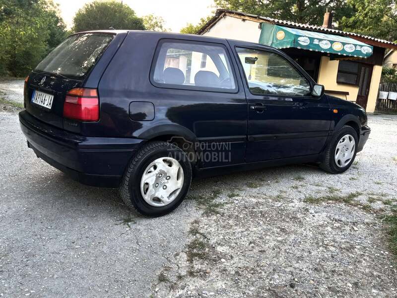 Volkswagen Golf 3 1.4 B E N Z I N