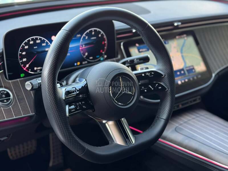 Mercedes Benz E 220 D/DIGITAL/AMG/20