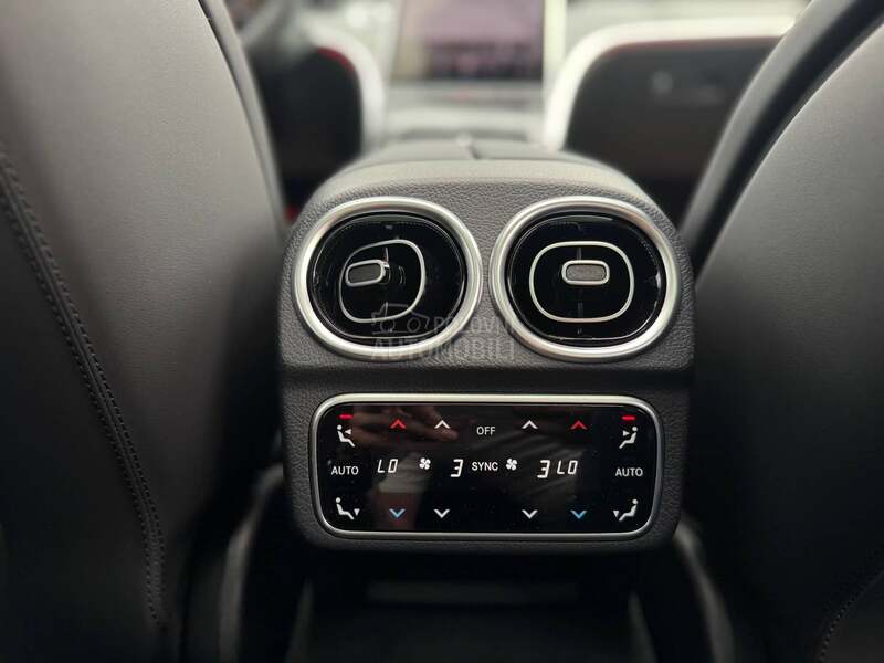 Mercedes Benz C 63 AMG SePERFORMANCE/F1/680