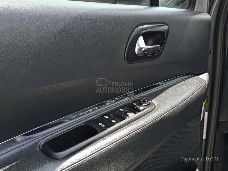 Peugeot 5008 1.6 HDI
