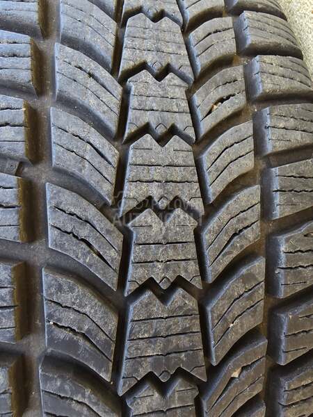 Sava 215/65 R16 Zimska