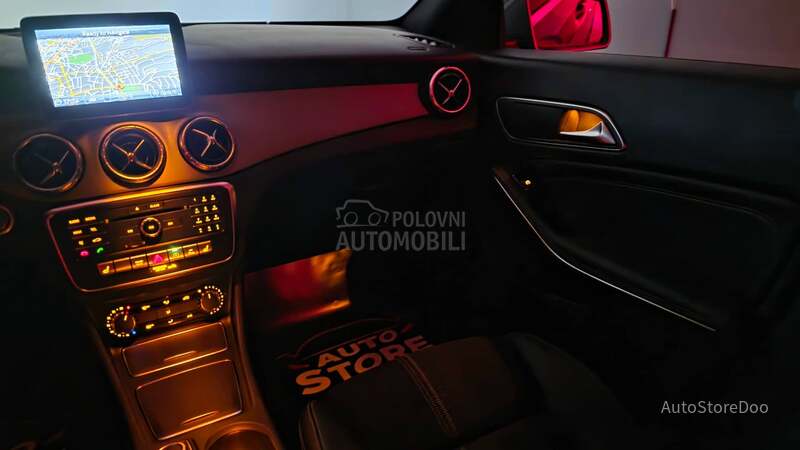Mercedes Benz CLA 180 Shooting Brake 