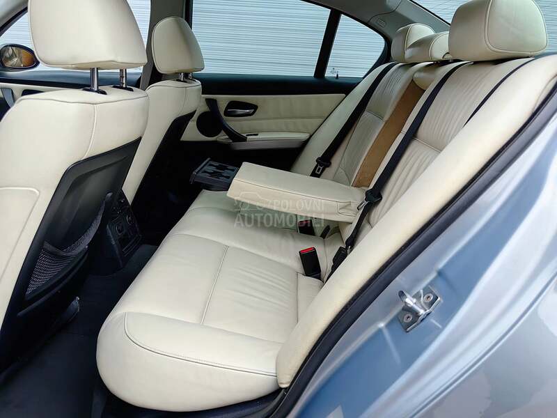 BMW 320 M / XEN0-NAVl-SIBER