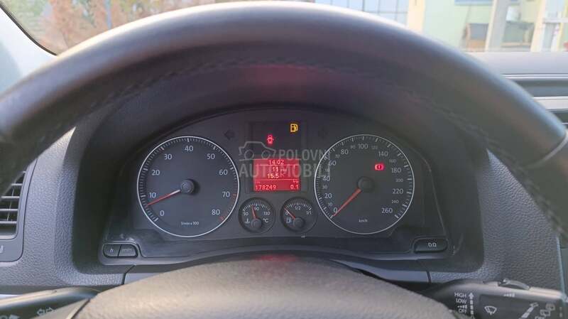 Volkswagen Golf 5 