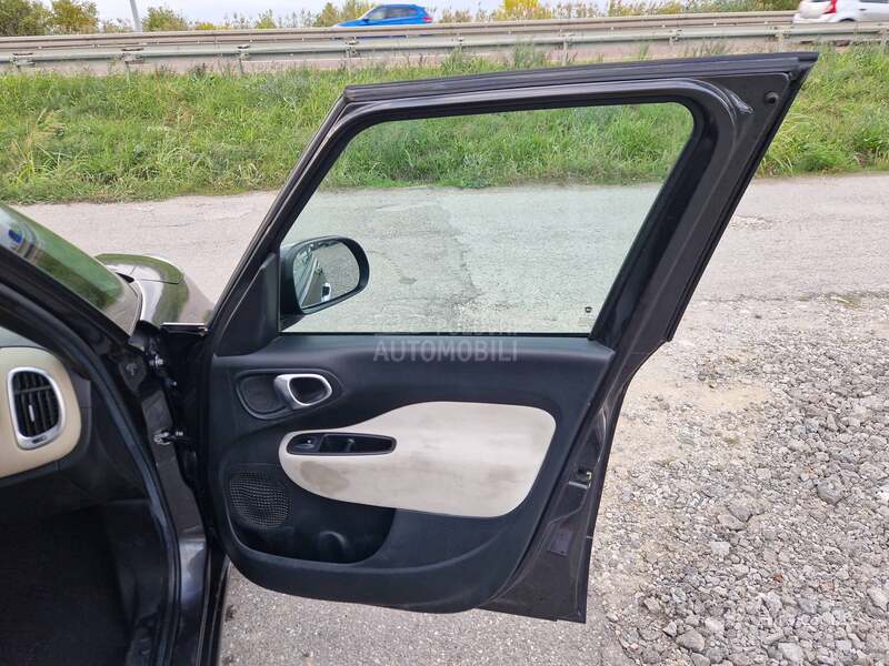 Fiat 500L A K C I J A