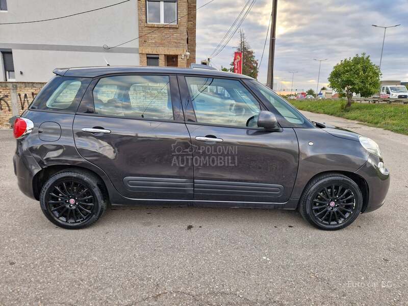Fiat 500L A K C I J A