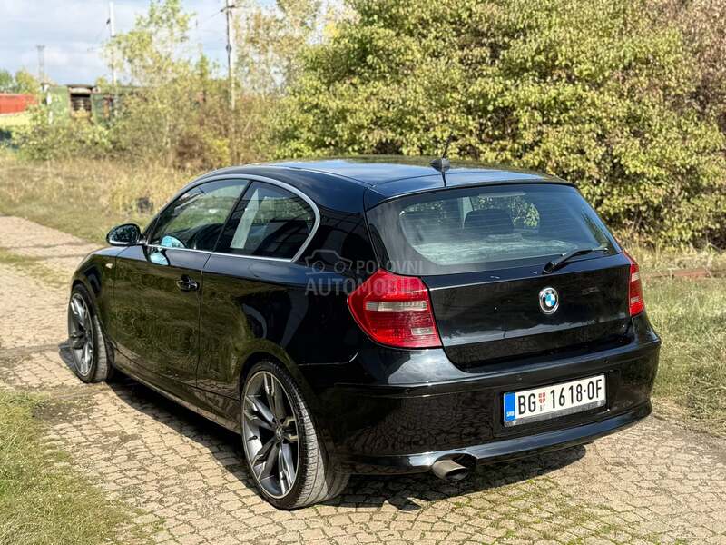 BMW 118 
