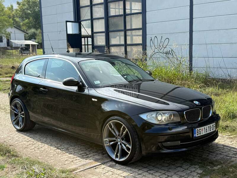 BMW 118 