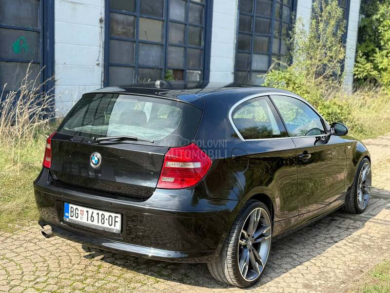 BMW 118 