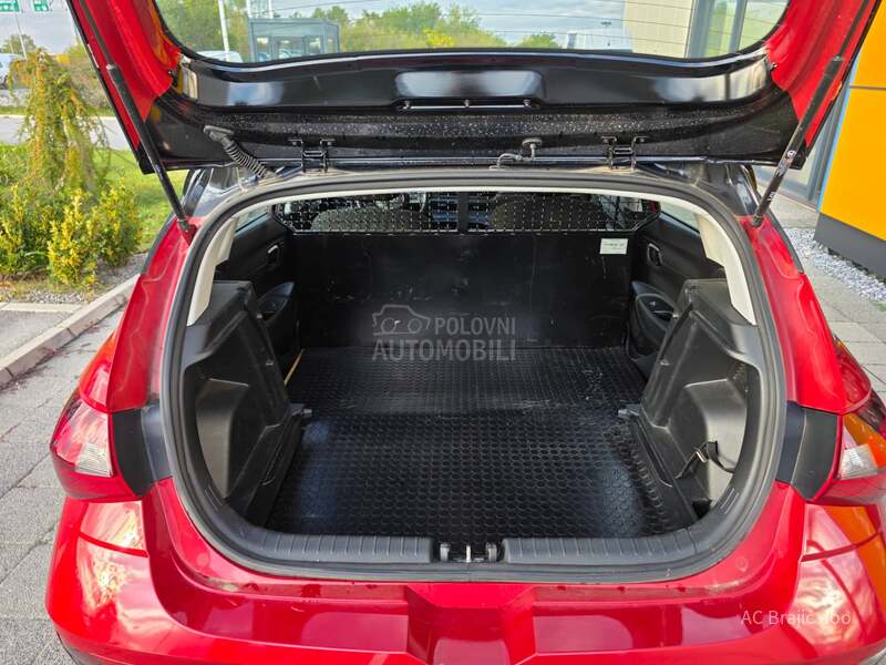 Hyundai i20 VAN 1.2 84 HP MT6