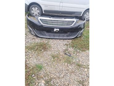 branik prednji 308 za Peugeot 308 od 2013. do 2018. god.