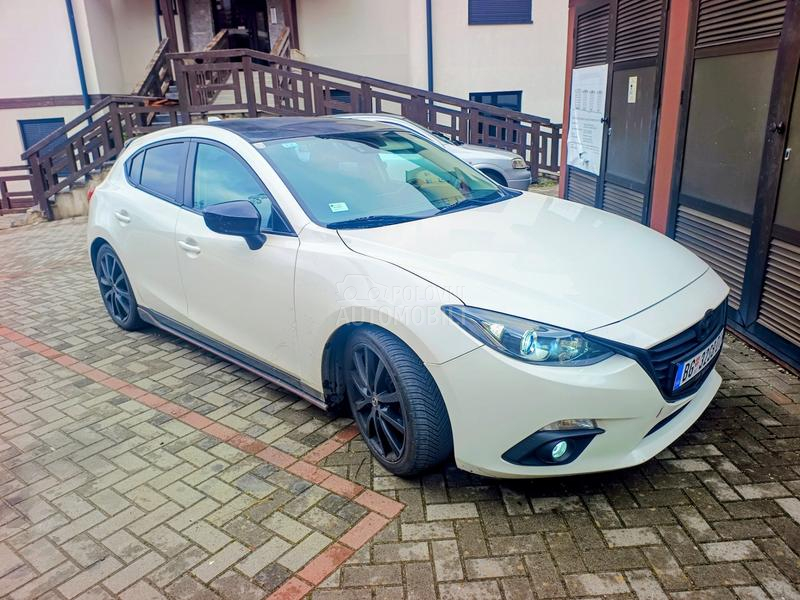 Mazda 3 sport perla