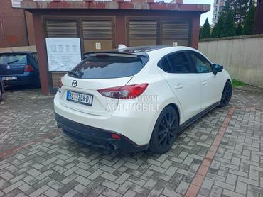 Mazda 3 sport perla