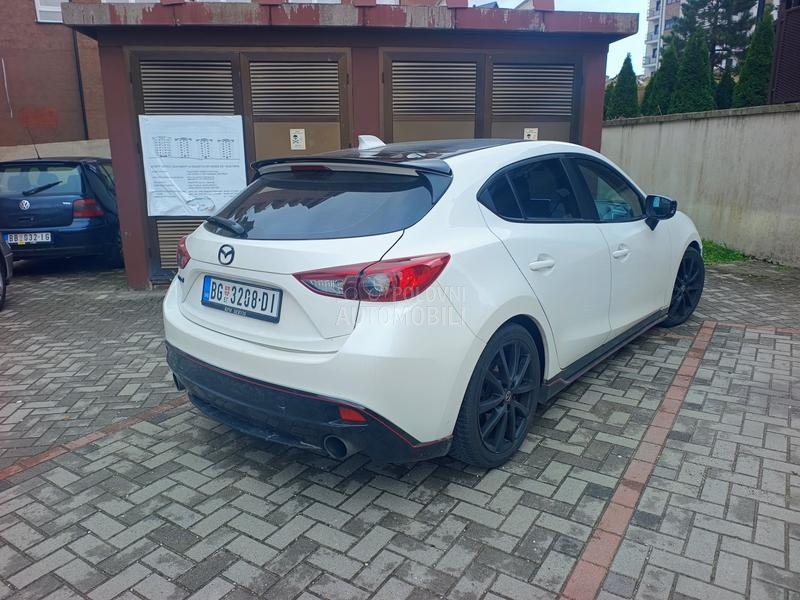 Mazda 3 sport perla